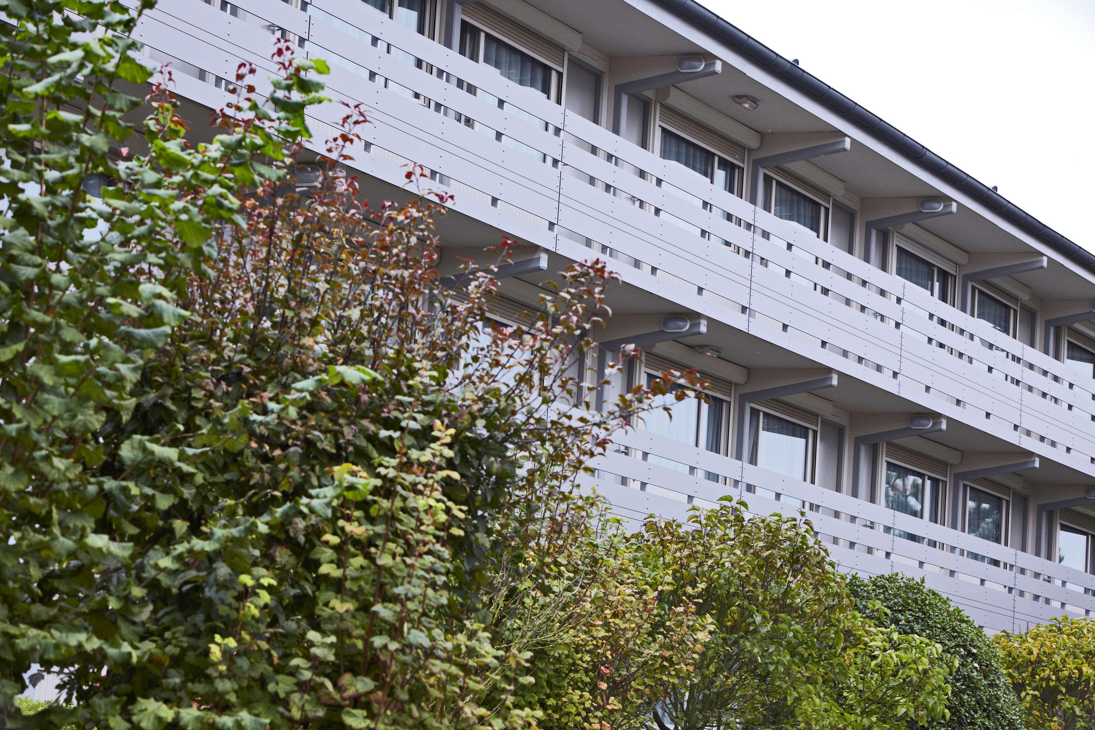 Campanile Le Havre Nord - Montivilliers Hotel Екстериор снимка