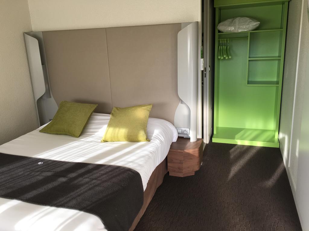 Campanile Le Havre Nord - Montivilliers Hotel Екстериор снимка