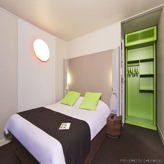 Campanile Le Havre Nord - Montivilliers Hotel Екстериор снимка