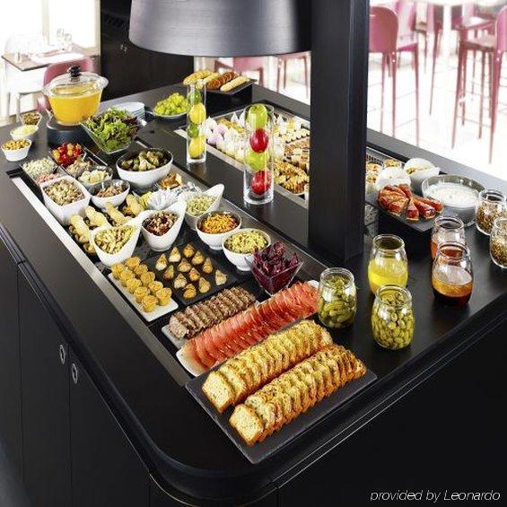 Campanile Le Havre Nord - Montivilliers Hotel Екстериор снимка