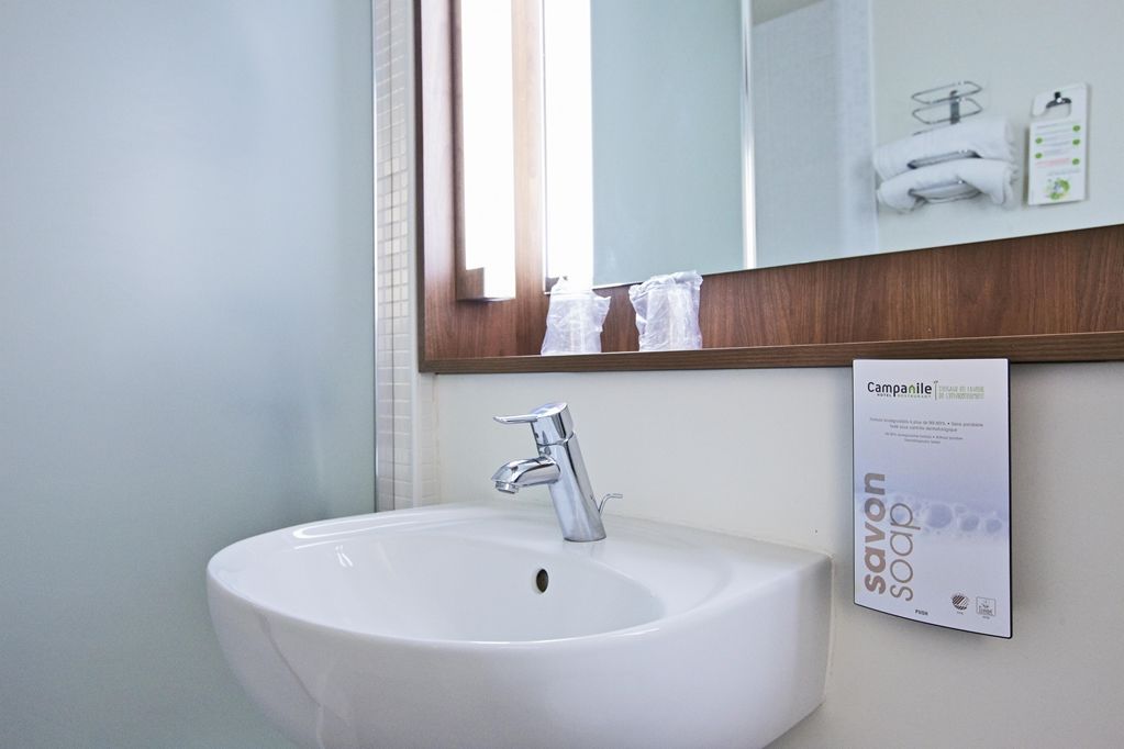Campanile Le Havre Nord - Montivilliers Hotel Стая снимка
