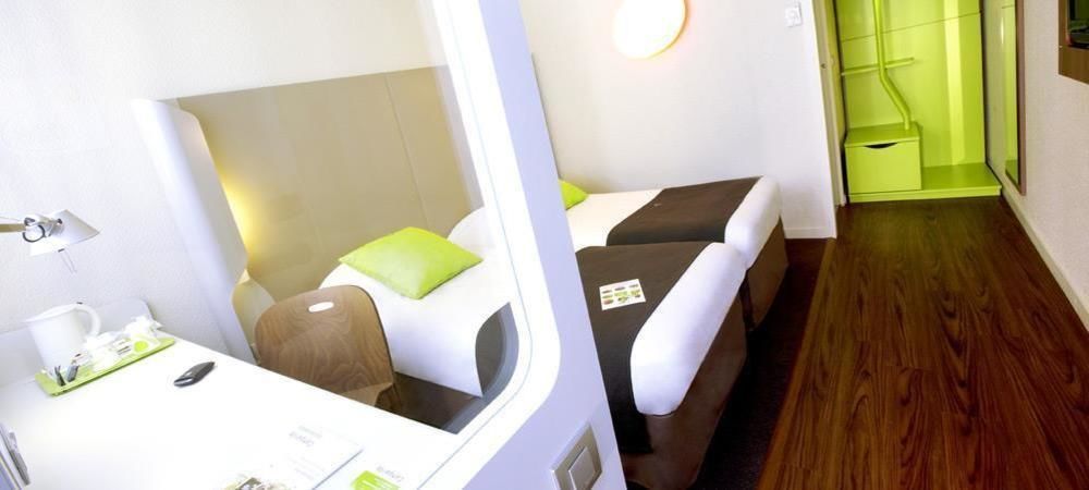 Campanile Le Havre Nord - Montivilliers Hotel Екстериор снимка