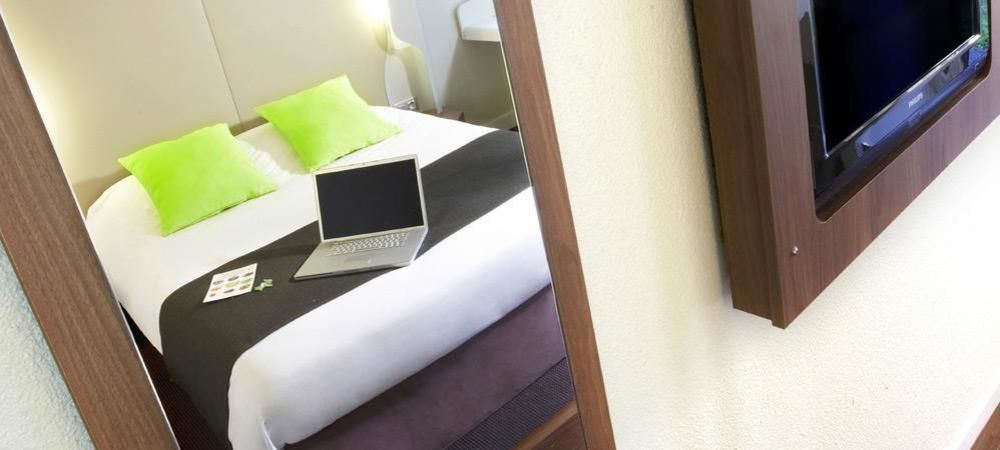 Campanile Le Havre Nord - Montivilliers Hotel Екстериор снимка